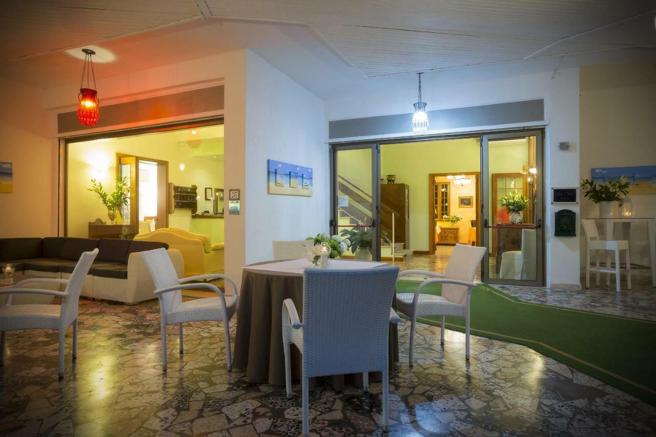 ארקליאה מארה Hotel Marilu מראה חיצוני תמונה